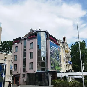 2* מלון Family Opera Plaza- Former